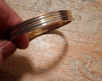 Electo plated 24 k Wellness armband beschikbaar voor biedingen