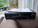 Gratis twee defecte VHS videorecorders voor onderdelen, Ophalen, Niet werkend, VHS-speler of -recorder