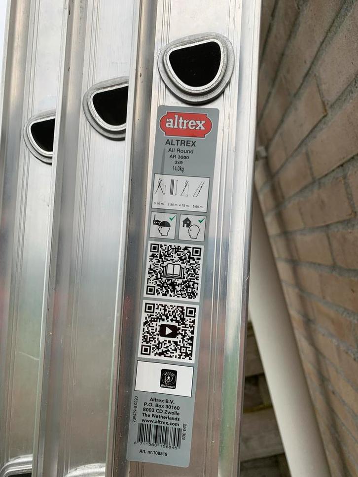 Altrex Reformladder 3x9 - Zeer Goede Staat! Met muurafhouder, Doe-het-zelf en Verbouw, Ladders en Trappen, Zo goed als nieuw, Ladder