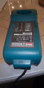 3 x Opladers van Makitta+ 6 accu's, Ophalen of Verzenden, Gebruikt