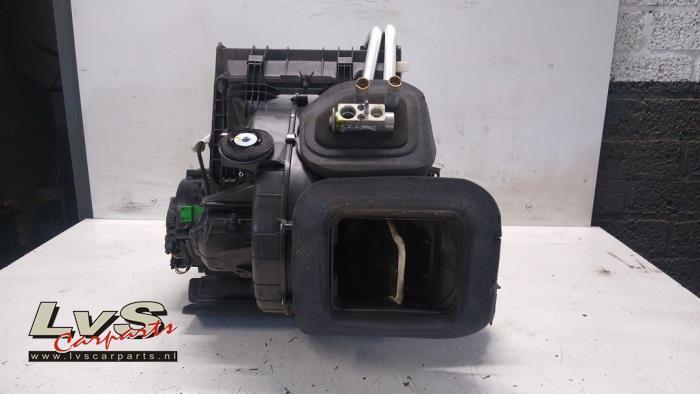 Kachelhuis van een Landrover Discovery, Auto-onderdelen, Airco en Verwarming, Land Rover, Gebruikt, 3 maanden garantie, Ophalen of Verzenden