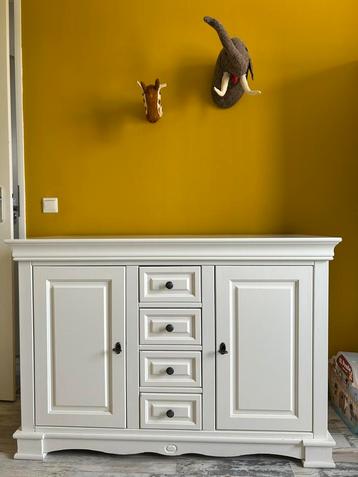 SET commode, kledingkast + ledikant (Kidsmill en IKEA) beschikbaar voor biedingen