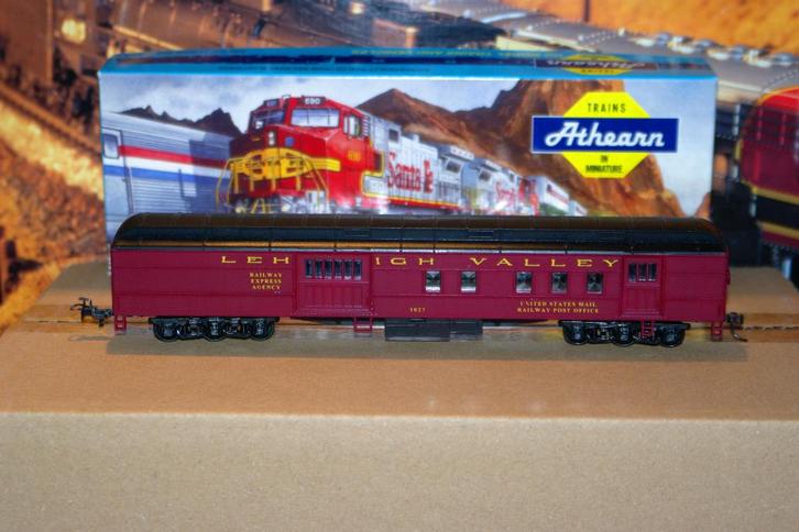Athearn 1840 Lehigh Valley RPO Railway Post Office Car NIEUW, Hobby en Vrije tijd, Modeltreinen | H0, Nieuw, Wagon, Gelijkstroom