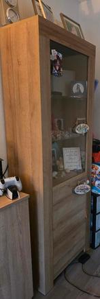 Mooie vitrine kast, Huis en Inrichting, Kasten | Vitrinekasten, Ophalen, 50 tot 100 cm, Zo goed als nieuw, 150 tot 200 cm