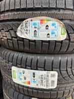 Nokian All Seasons Banden 225/45/19, Auto-onderdelen, Banden en Velgen, Nieuw, All Season, Band(en), 225 mm
