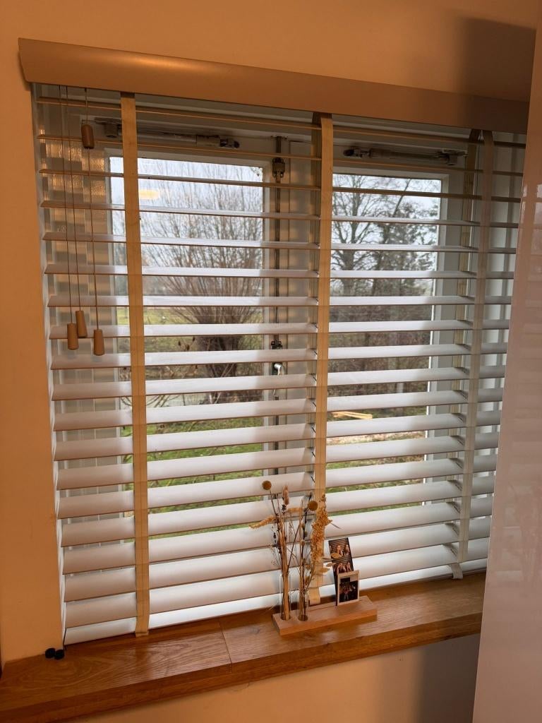 6x houten jaloezieen - taupe kleur, Ophalen, 100 tot 150 cm, Beige, Zo goed als nieuw