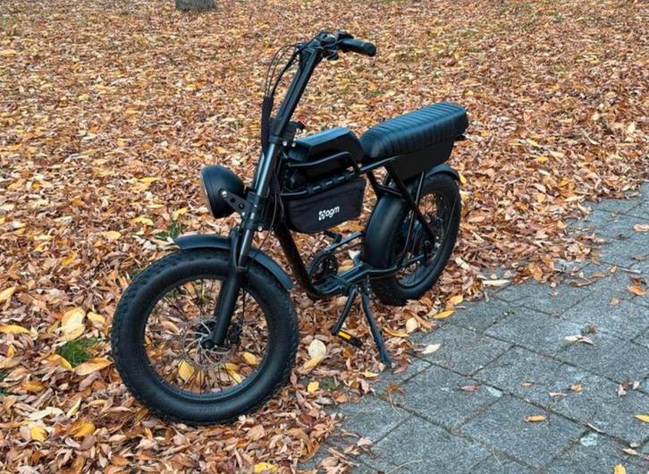 Fatbike - AGM gt250, Fietsen en Brommers, Elektrische fietsen, Zo goed als nieuw, Overige merken, 50 km per accu of meer, Ophalen