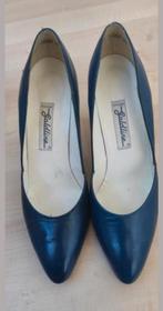 Donkerblauwe hakschoenen maat 38, Kleding | Dames, Schoenen, Ophalen of Verzenden, Zo goed als nieuw, Blauw