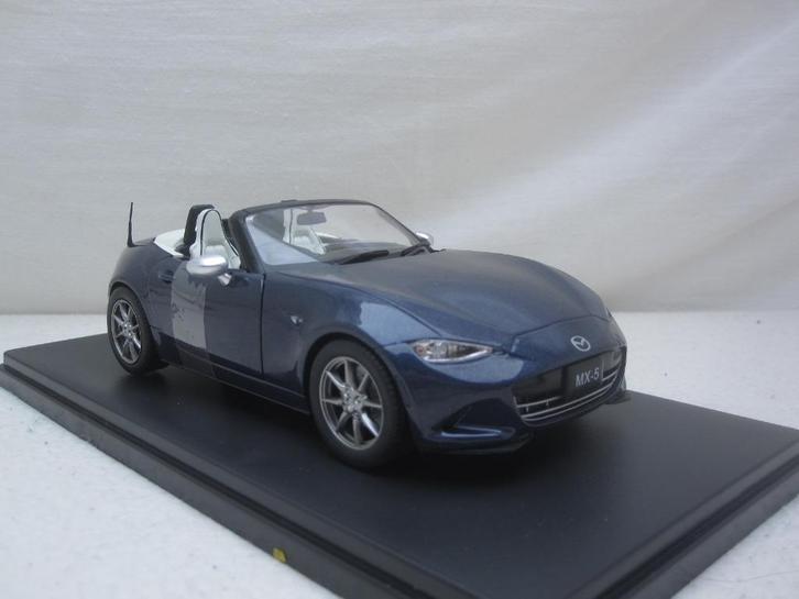 Mazda MX-5 Roadster 2019 1:24 Whitebox, Hobby en Vrije tijd, Modelauto's | 1:24, Nieuw, Motor, Overige merken, Ophalen of Verzenden