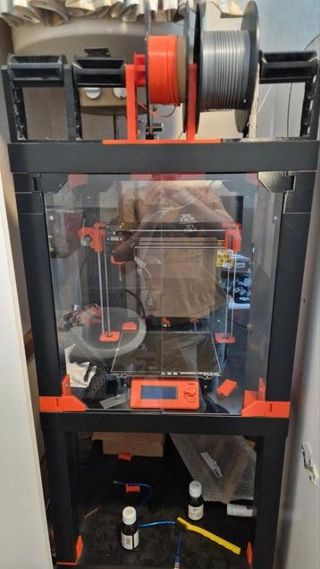 Prusa MK3 met enclosure, 2 build plates, 2 nozzles beschikbaar voor biedingen