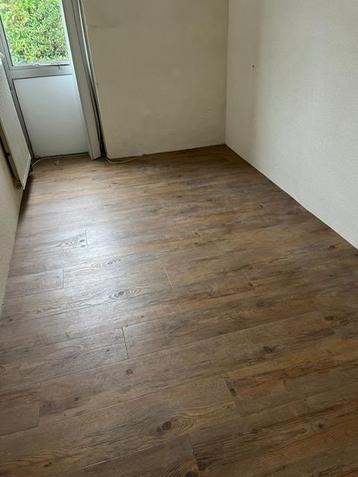Gebruikte Laminaat Vloer - 60m2 beschikbaar voor biedingen