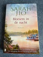 Bloesem in de nacht - Sarah Jio, Ophalen of Verzenden, Gelezen, Nederland