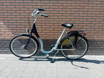 Damesfiets met lage instap beschikbaar voor biedingen