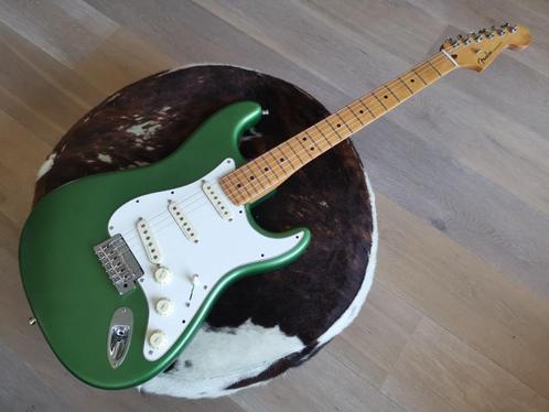 Fender Stratocaster Metallic Green, Muziek en Instrumenten, Snaarinstrumenten | Gitaren | Elektrisch, Zo goed als nieuw, Solid body