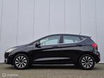 FORD FIESTA 1.0 ECOBOOST HYBRID TITANIUM/FULL LED/PDC/CARPLA, Auto's, Ford, Voorwielaandrijving, Gebruikt, Euro 6, 1133 kg