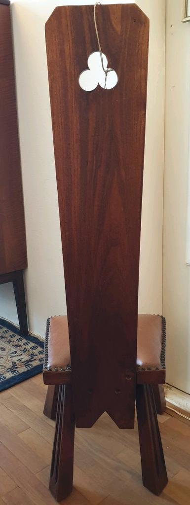 Vintage Spaans Brutalisme stoel met hoge rugleuning, Antiek en Kunst, Antiek | Meubels | Stoelen en Banken, Ophalen of Verzenden