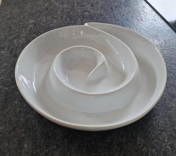 Mooie ronde tapasschaal beschikbaar voor biedingen
