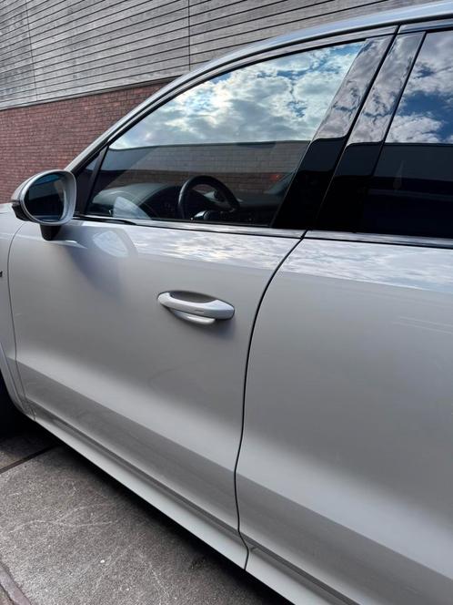 Porsche Cayenne 3.0 V6 462pk E-hybrid 2022 Grijs, Auto's, Porsche, Particulier, Cayenne, Hybride Elektrisch/Benzine, Plug-in hybride