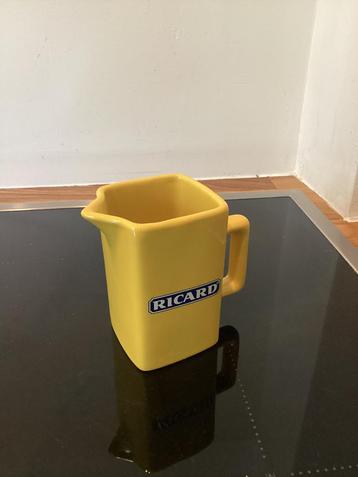 Ricard pastis geel waterkannetje ceramique beschikbaar voor biedingen