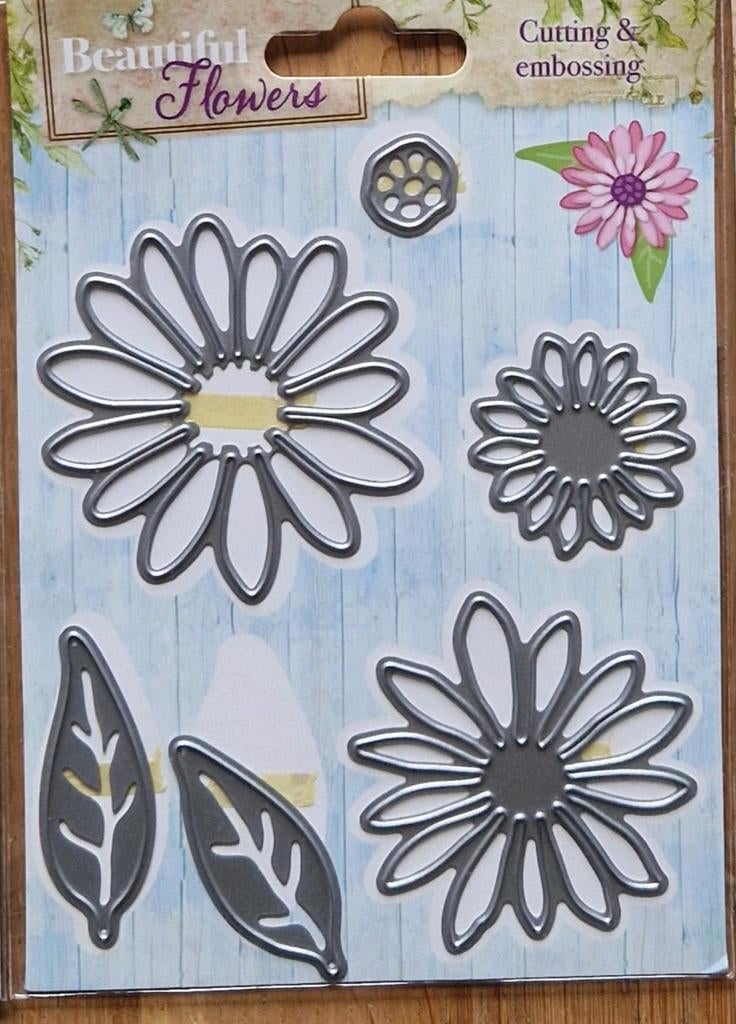 Beautiful Flowers Cutting & Embossing
Stencil BF03, Hobby en Vrije tijd, Kaarten | Zelf maken, Nieuw, Pons of Mal, Overige thema's