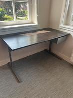 Keurig bureautje büro - 138 x 72 x 74cm (bxdxh), Huis en Inrichting, Bureaus, Ophalen of Verzenden, Zo goed als nieuw