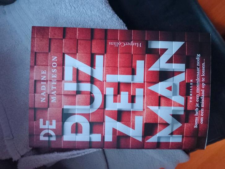 Nadine matheson de puzzelman, Boeken, Fantasy, Zo goed als nieuw, Ophalen of Verzenden
