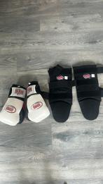 boks spullen, Sport en Fitness, Boksen, Ophalen of Verzenden, Zo goed als nieuw, Bokshandschoenen