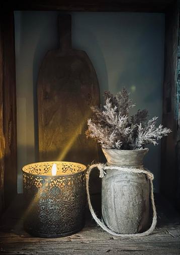 Sfeervolle set: Waxinebrander, kruikje & plank beschikbaar voor biedingen