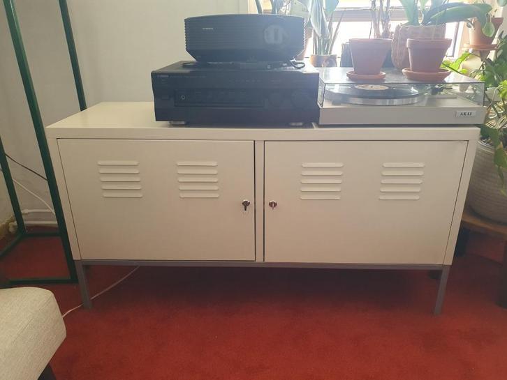 IKEA PS witte lockerkast TV meubel, Huis en Inrichting, Kasten | Lockerkasten, Gebruikt, Ophalen