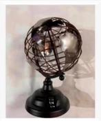 Kado Idee Brocante metalen wereldbol opgelegde werelddelen, Nieuw, Ophalen of Verzenden, X, X