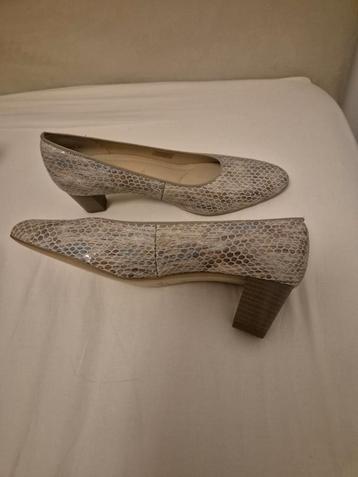 Nieuwe dames schoenen Ara, 37,5 beschikbaar voor biedingen