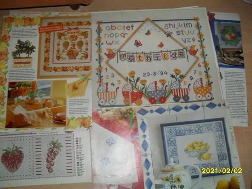 Pakket met tientallen NIEUWE borduurpatronen. En Verkoop DMC, Hobby en Vrije tijd, Borduren en Borduurmachines, Nieuw, Patroon