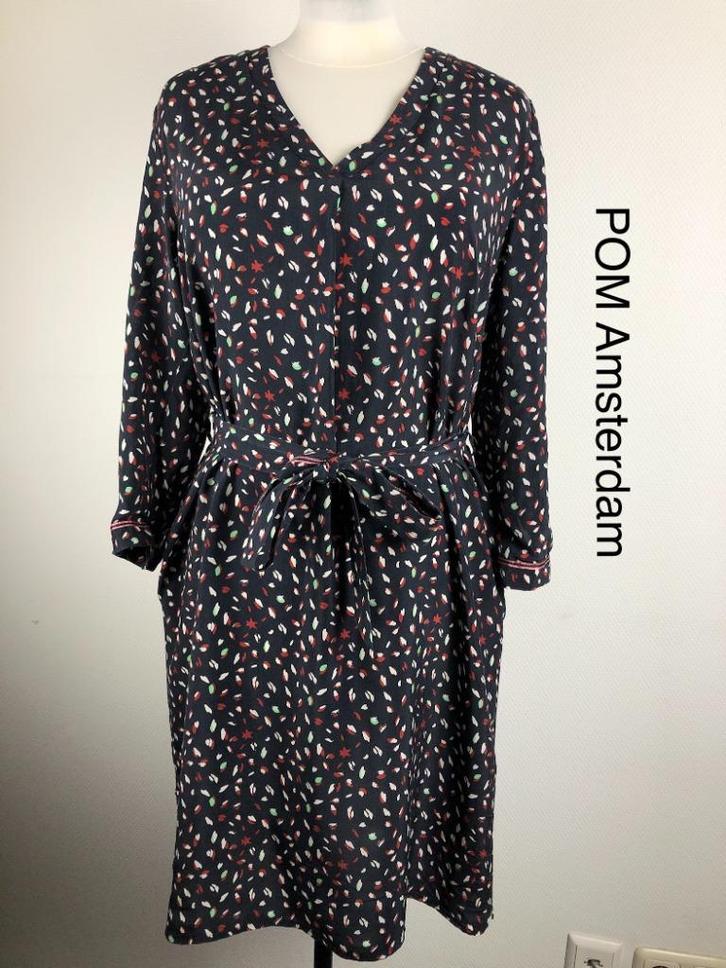 POM Amsterdam Jurk  (mt: 42) 18,4/8648, Kleding | Dames, Jurken, Nieuw, Maat 42/44 (L), Rood, Onder de knie, Ophalen of Verzenden