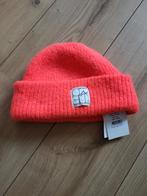 Beanie Circle of trust Red flame Loes hat, Kleding | Dames, Ophalen of Verzenden, Nieuw, Muts