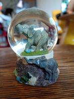 Olifantenbeeldje
/ Schudbol, Verzamelen, Ophalen of Verzenden, Dier