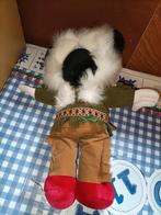 Mickey Mouse indiaan knuffel Disneyland 38 cm groot, Ophalen of Verzenden, Mickey Mouse, Zo goed als nieuw, Knuffel