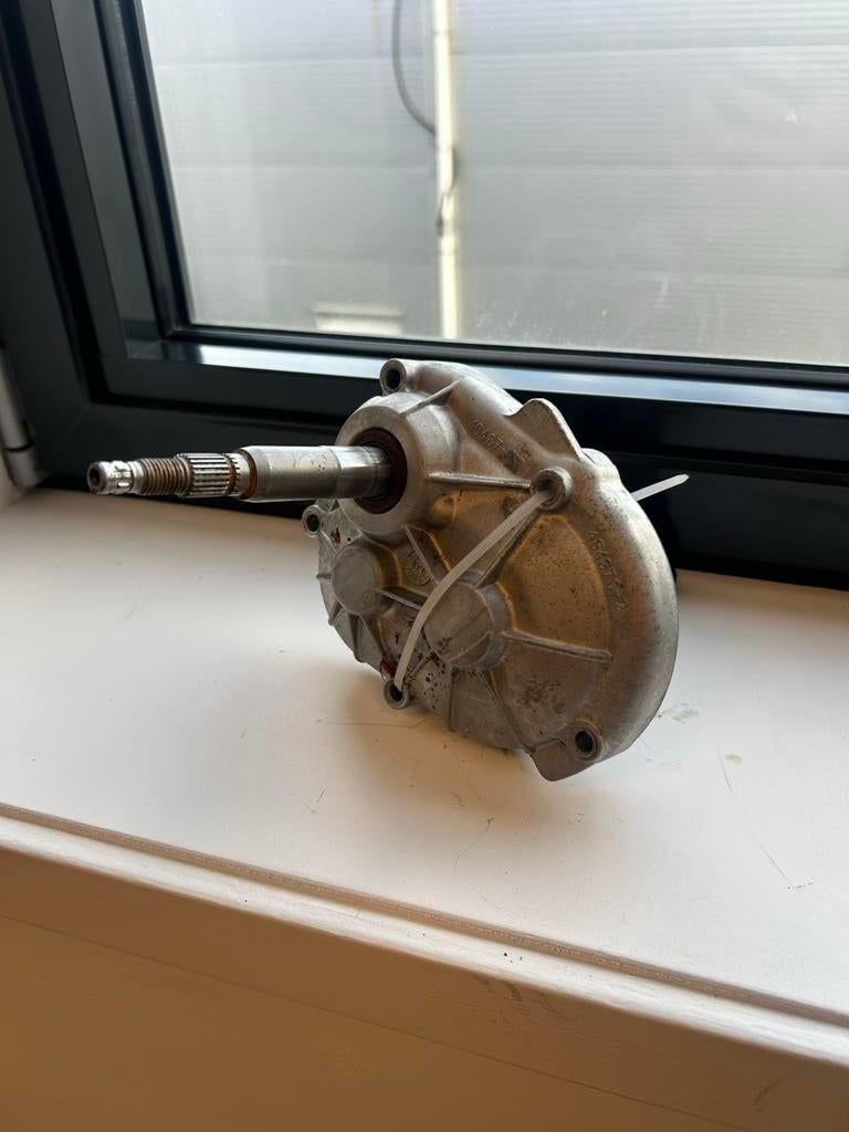 Piaggio Vertanding Deksel 484370-2 - Origineel, Ophalen of Verzenden, Gebruikt, Blok, Piaggio