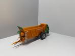 Dangreville mest strooier, Hobby en Vrije tijd, Modelauto's | 1:32, Ophalen of Verzenden, Gebruikt, Tractor of Landbouw, SIKU