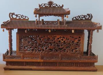 Uit inboedel: Top! Chinese uitgesneden houten Pagode, incl  beschikbaar voor biedingen