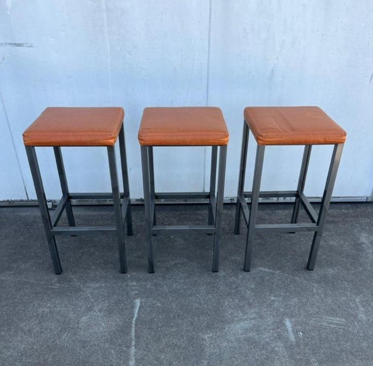 15 stuks Luxe horeca restaurant krukken barkrukken Mancave, Huis en Inrichting, Barkrukken, Zo goed als nieuw, 60 tot 90 cm, Leer