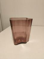 Alvar Aalto vaas 15cm - Klein chipje, Huis en Inrichting, Ophalen, Gebruikt, Overige kleuren, Glas