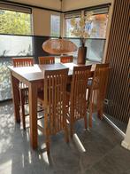 Teakhouten hoge eettafel met bijbehorende stoelen., Huis en Inrichting, Tafels | Eettafels, Teakhout, Zo goed als nieuw, Vijf personen of meer