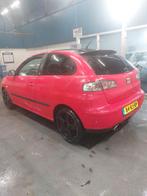 Seat Ibiza 1.8 Turbo 20VT 110KW 3DRS 2005 Rood, Auto's, Seat, 47 €/maand, Origineel Nederlands, Te koop, 5 stoelen