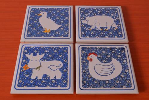 Set van 4 retro vintage tegel onderzetters met dierendecors, Huis en Inrichting, Woonaccessoires | Onderzetters, Zo goed als nieuw
