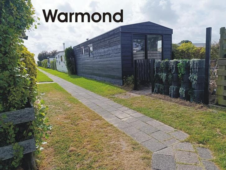 Chalet met staanplaats te koop in warmond, Caravans en Kamperen, Overige Caravans en Kamperen, Zo goed als nieuw, Ophalen