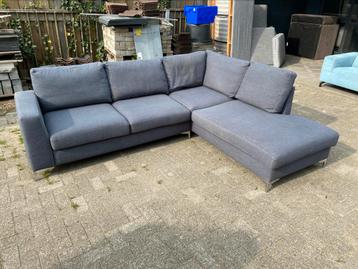 !!ACTIE!! Donkerblauwe Hoekbank, gratis levering  beschikbaar voor biedingen