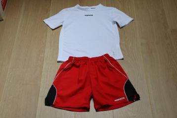 KIPSTA sport setje tenue ZGAN Maat 10 jaar (Wit/Rood) beschikbaar voor biedingen