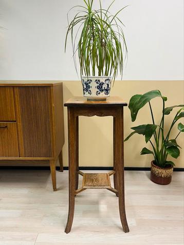 Prachtige vintage houten plantentafel bijzettafel vierkant beschikbaar voor biedingen