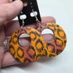 Oorbellen hout, Ophalen of Verzenden, Zo goed als nieuw, Bruin, Overige materialen