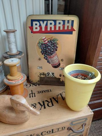 Vintage metalen reclamekalender Byrrh - Reclamebord beschikbaar voor biedingen